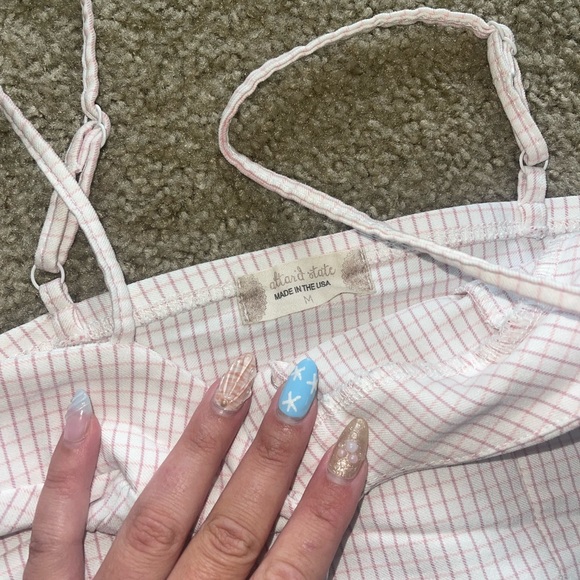 Altar’d State Pink and White Gingham Set 🎀 Top M/Bottom L - Picture 8 of 8